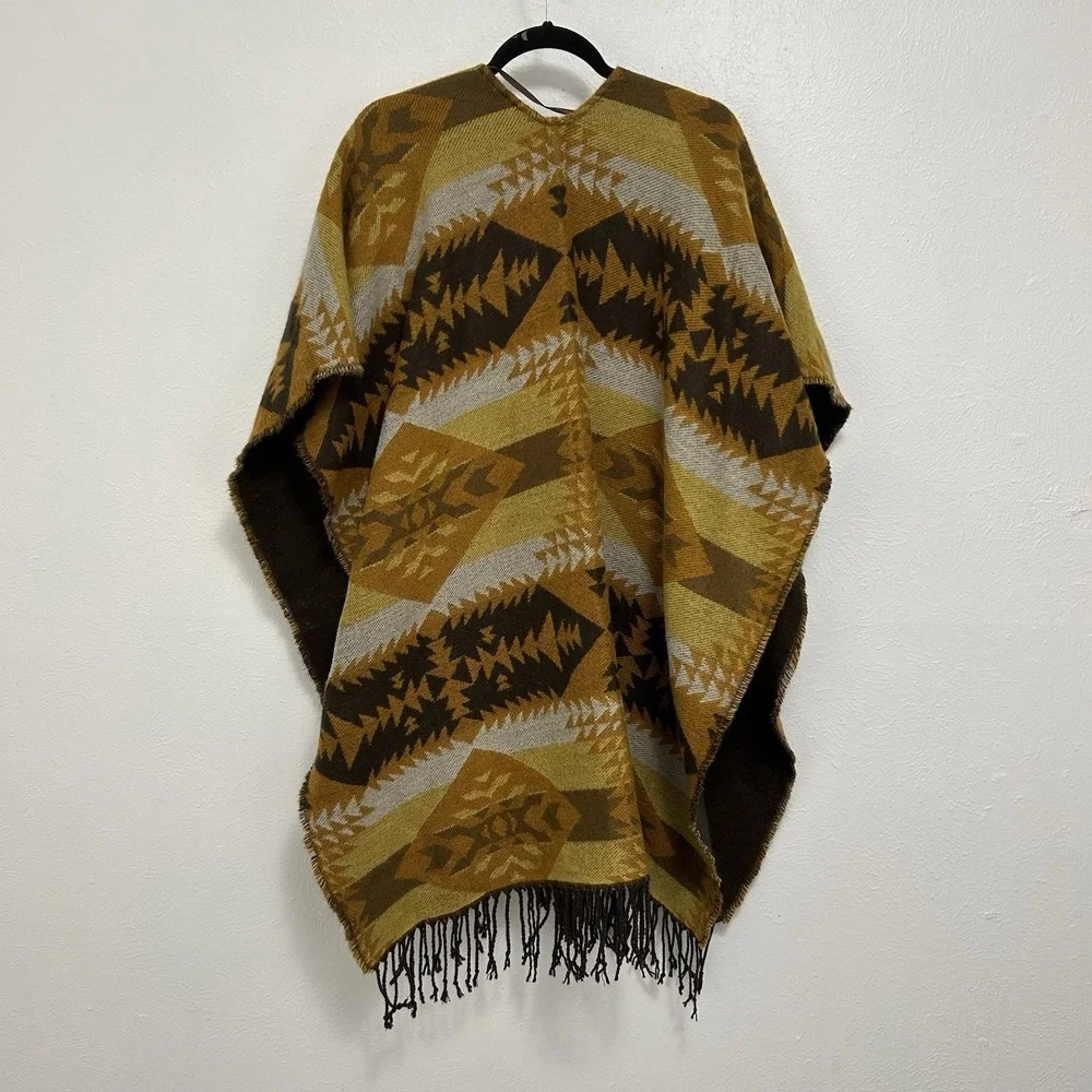 Idyllwind Miranda Lambert Southwest Aztec Western Poncho Shawl Wrap One Size Art